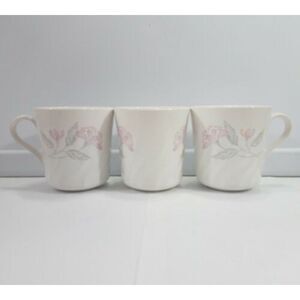 Corning Ware Mugs Coffee Tea Cups Made In USA Set Of 3 EUC Excellent Used Condit
